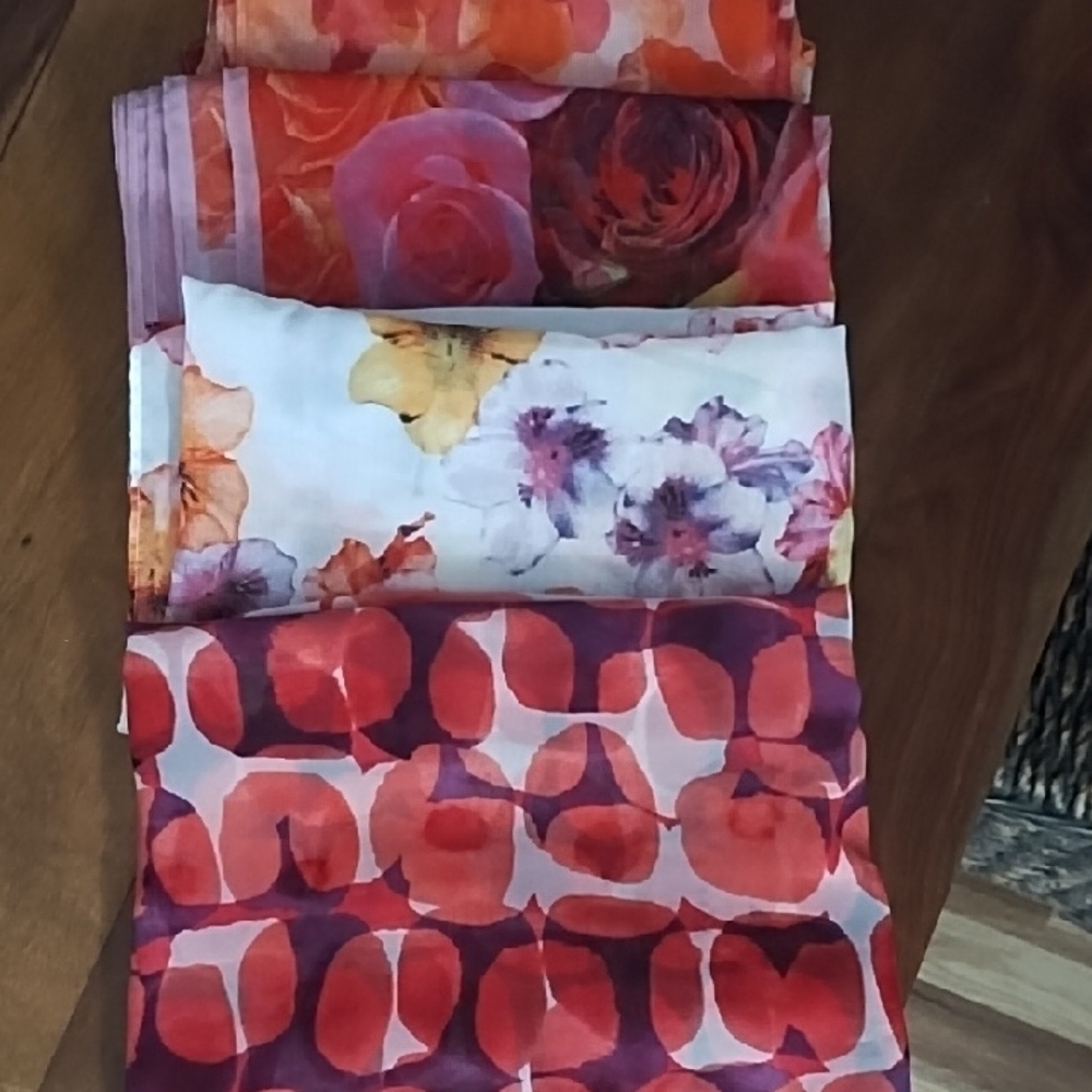 Lightweight Scarves